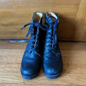 Frye Sabrina Lace Up Boot- Black Size 8